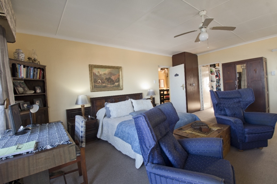 11 Bedroom Property for Sale in Dana Bay Western Cape